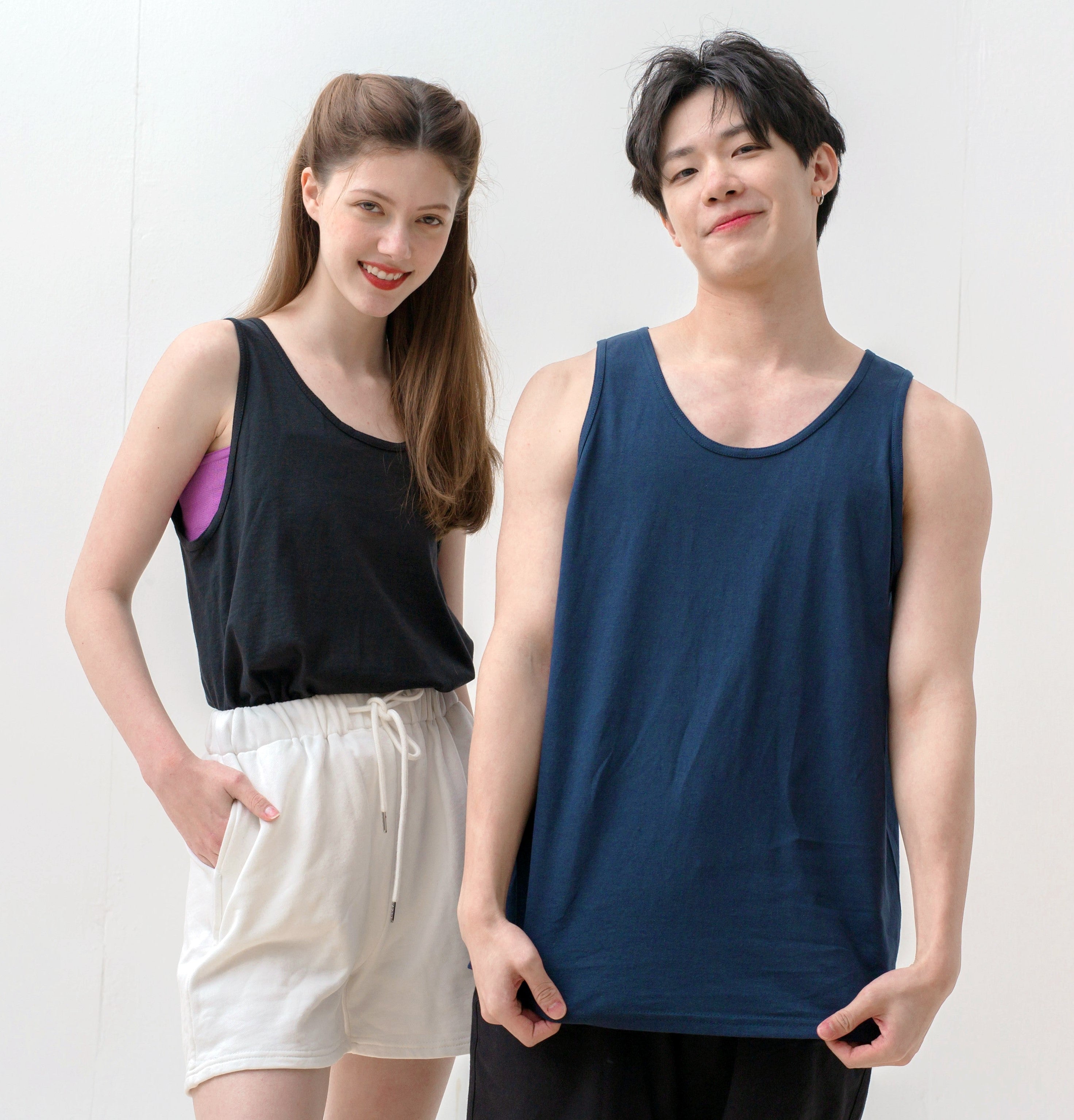 2200 - Gildan Ultra Cotton Adult Tank Top 203gsm
