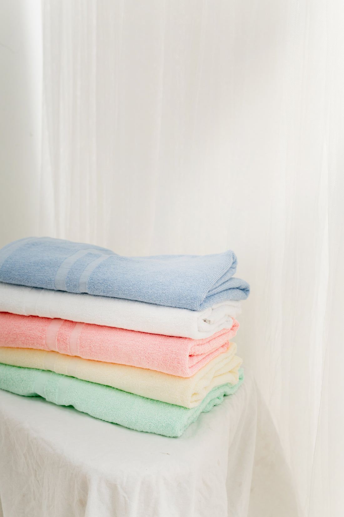 NHT2100 - North Harbour Soft Touch Spa Towel (Size : 70cm x 140cm)